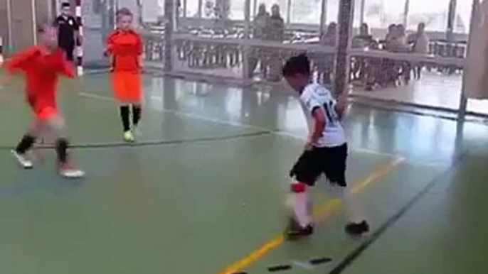 Amazing Skill And Goal By 'The Next Lionel Messi'