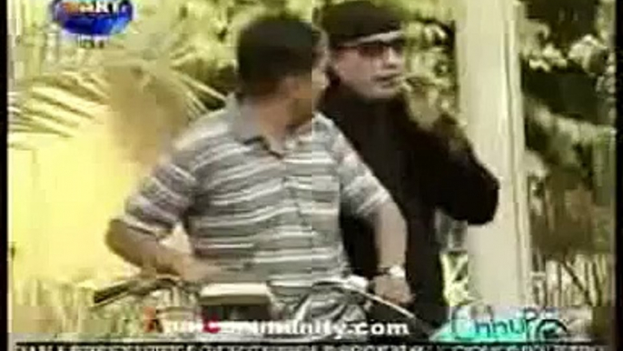 Fun with Karachi People New Funny Clips Pakistani 2013