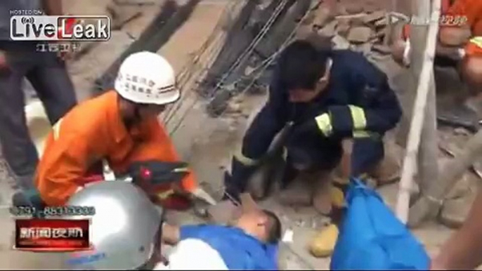 Iron bar penetrates through worker's head