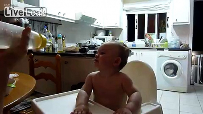 Funny Baby Reverse fountain