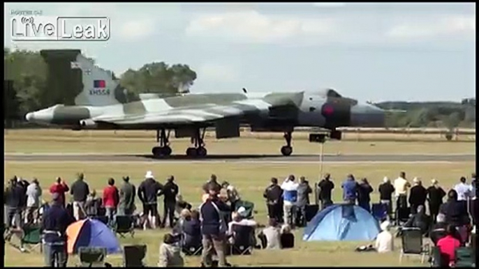 Avro Vulcan B2 Flying Display - RIAT 2010, RAF Fairford