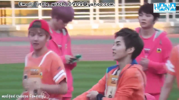 [Vietsub][FANCAM] 130903 Sehunie plays with hyungs @IAC