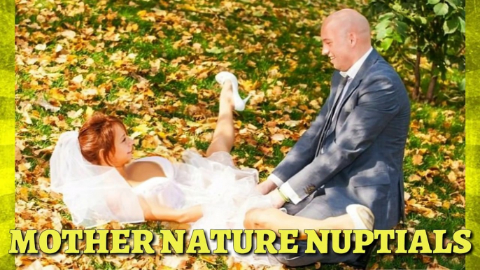 Tragically Awkward Wedding Photos