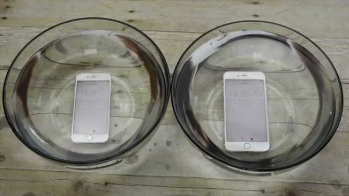 Apple iPhone 6s vs iPhone 6s Plus Water Test! Is it secretly waterproof? A waterproof review.