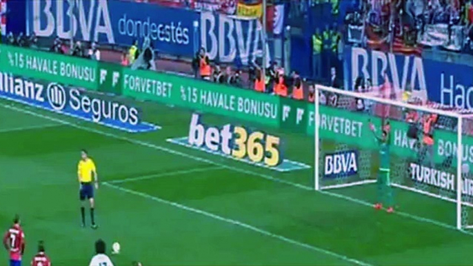 Keylor Navas Fantastic  Penalty Save vs Griezmann - Atletico Madrid vs Real Madrid ( La Liga ) 2015