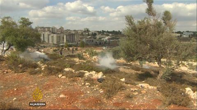 Al Jazeera crew tear-gassed in Israeli-occupied West Bank