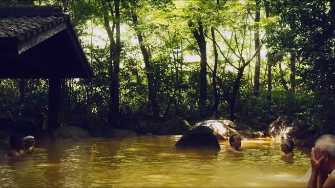 Forget Synchronized Swimming, Now Watch Synchronized Bathing At Japanese Hot Springs