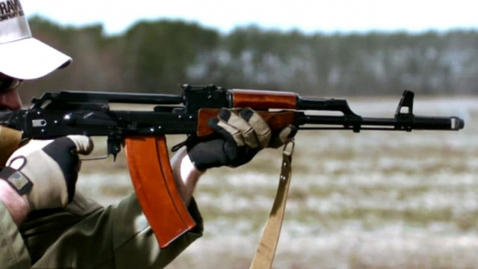 Comment fonctionne un fusil AK-47 Kalachnikov