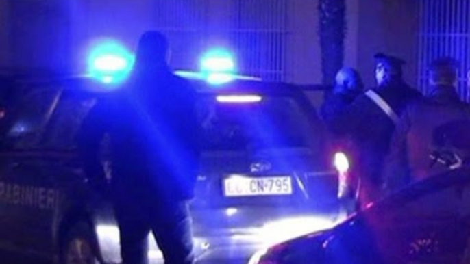 Caserta - Spaccio di droga vicino scuole, 12 arresti contro clan Bifone -live- (12.10.15)