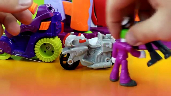 The Joker & Bane capture Imaginext police officer Batman Batbot saves them Just4fun290 dc superhero