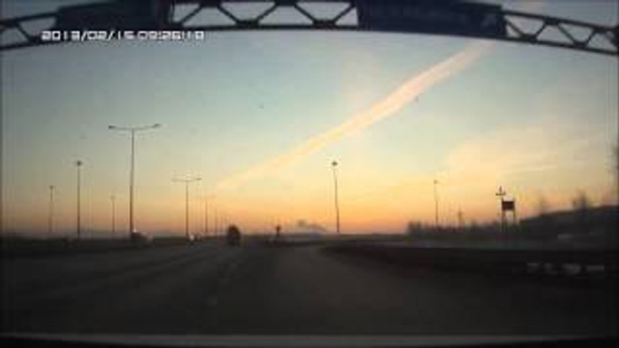 Meteorite Falls In Russian Urals Chelyabinsk region UFO? 2/15/2013