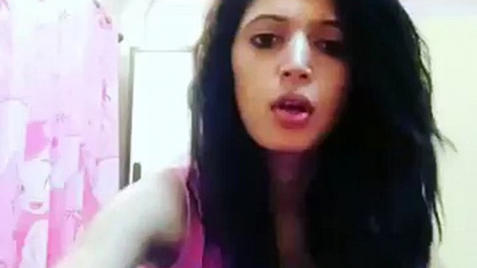 Charlie-Chauhan-very-Funny-Hindi-Dubsmash-So-Cute-BHMbrpS_TlQ