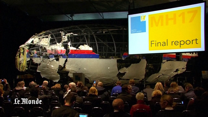 MH17 : les images de l'avion reconstitué pour les besoins de l'enquête