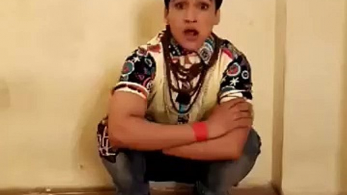 Faisal-Khan-another-PK-Dubsmash-as-Aamir-Khan-be-fM3dpoBM