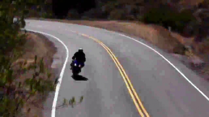 Motorcycle Crash - Honda F4 F4i Lowsides on Mulholland Hwy-J0wHLjGGpiY