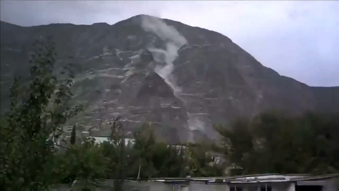 Earthquake moments in Pakistan 28  oct 2015