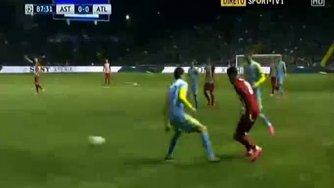 Jackson Martinez Gets Injured Astana 0-0 Atletico Madrid 3.11.2015 HD