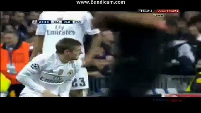 Toni Kroos Gets Injured Real Madrid 0-0 PSG 3.11.2015 HD