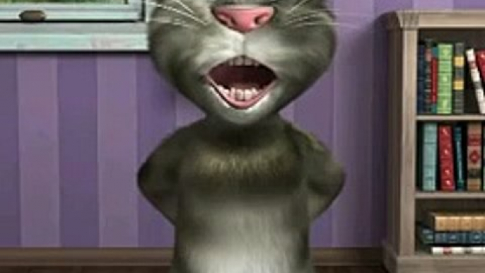 Talking Tom singing Teri Meri Kahaani song of Gabbar is Back starrer Akshay Kumar and Kareena Kapoor