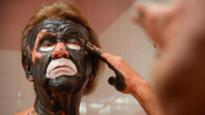 Curtain falls on 67-year-old blackface impersonator