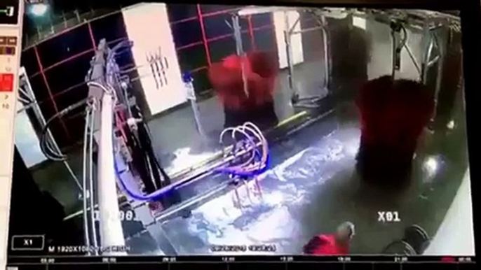 Manager gets stuck in automatic car wash