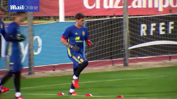 Spain play small sided game as they train for England