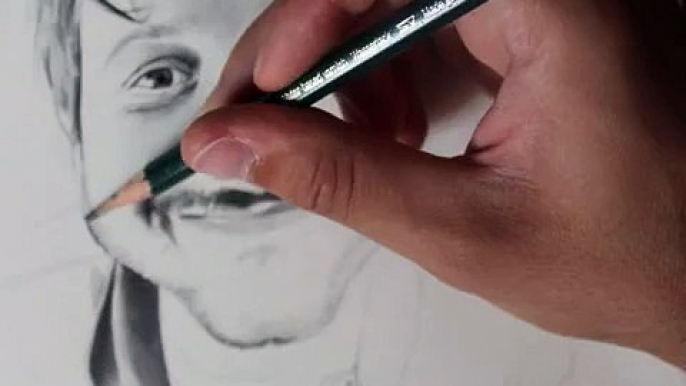 Charcoal portrait drawing - Time Lapse - Karakalem portre çizimi