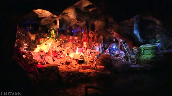 Disneyland Pirates of The Caribbean (Complete Ride Through & Queue 1080p POV w/ wide angle