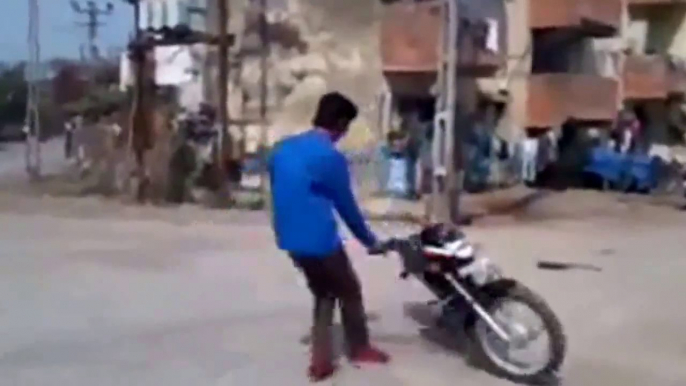 AMAZING BOY BIKE ROUNDER VERY DANGERIOUS