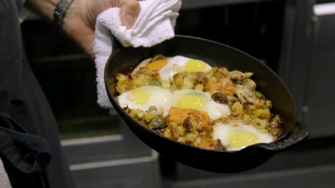 How to Use Your Thanksgiving Leftovers: Baked Eggs, Stuffing, and Sweet Potatoes