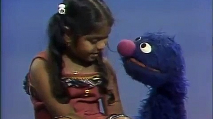 Classic Sesame Street Grover and Lisa (3 segments)