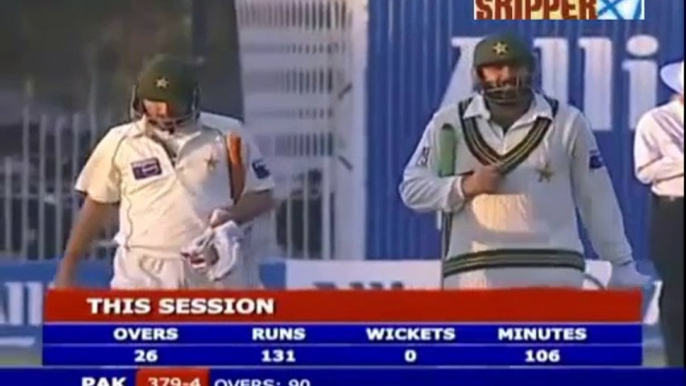 Shahid Afridi 156 off 78 Balls (9 sixes & 13 fours) in Test Match vs India (2005