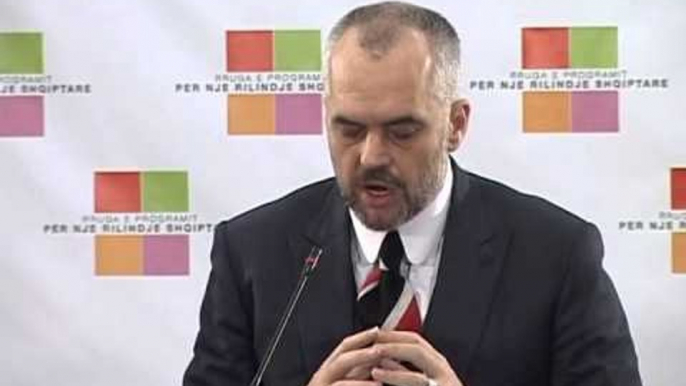 EDI RAMA PER PRONEN PA ZGJIDHEN E PROBLEMIT NUK HAPEN DYERT E EUROPES LAJM