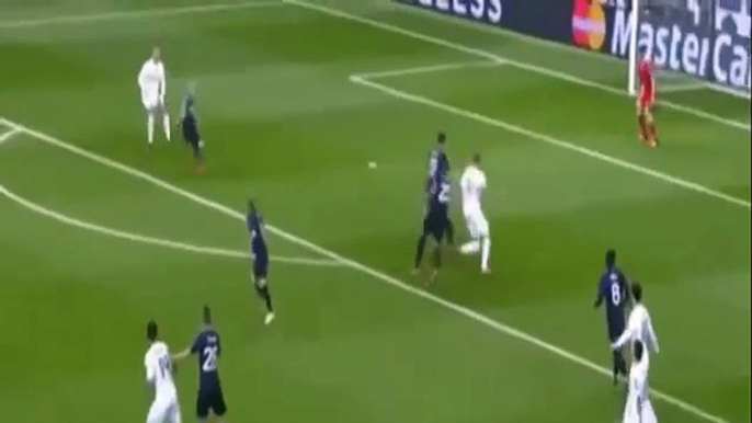 Cristiano Ronaldo Bicycle Kick Fail - Real Madrid vs Malmo 1-0