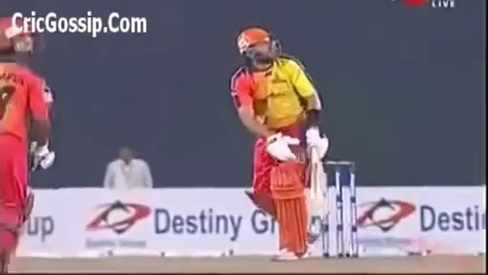 Shahid Afridi Biggest Sixer 230 Metre Cricket World  in 2013 HD- | Dailymotion |