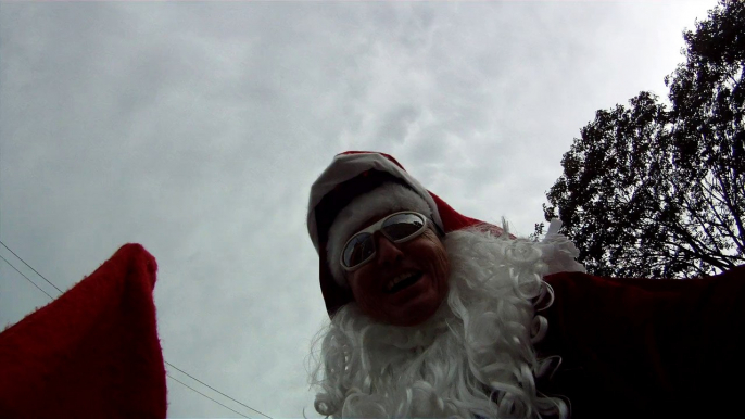 HOHOHO, Papai Noel, Noel nas trilhas faça chuca ou sol, Papai noel na bike,  com os amigos bikers, Tremembé, SP, Brasil, 2015