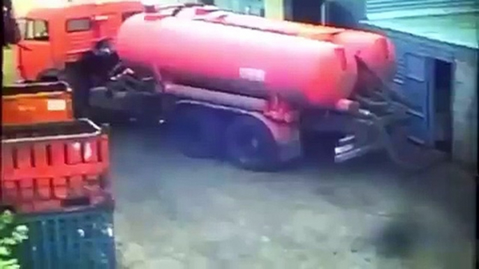 Tanker Driver Lets The Pumps Run Too Long-Best Entertainment Videos & Clips II Funny & Entertainment Videos Collection