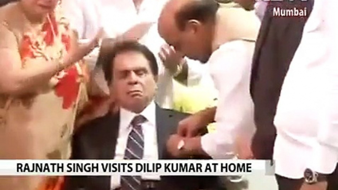 Dilip Kumar Receives Padma Vibhushan Honour