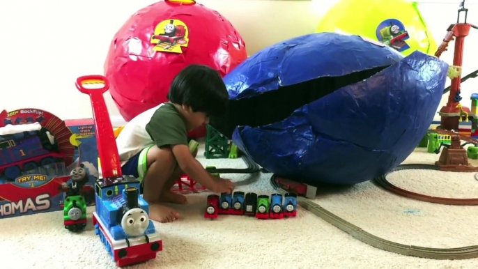 3 GIANT SURPRISE EGGS Thomas and Friends Surprise Toys opening Turbo Flip Go Bubble Ryan T