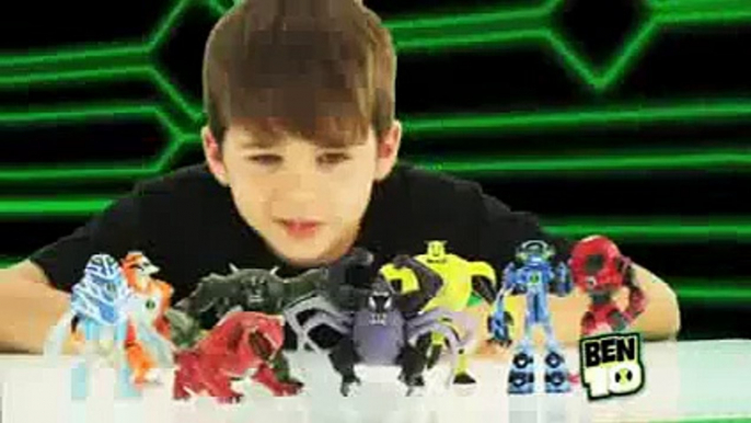 Ben 10 Figurines à collectionner + Ultimatrix Multialiens + Mini figurines mp4 - YouTube