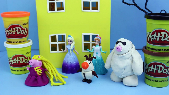 Elsa Play Doh Halloween Costume with Peppa Pig as Rapunzel and George Pig as Olaf with Frozen Elsa