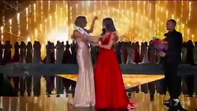 Steve Harvey announces WRONG winner Miss Universe Colombia & Philippine