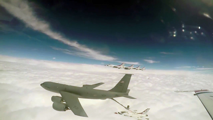 U.S. Air Force Thunderbirds F-16 Falcon Refueling In The Sky.