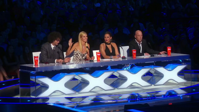 Americas Got Talent 2015 S10E23 Semi Finals Rd.2 Alicia Michilli Soulful Singer