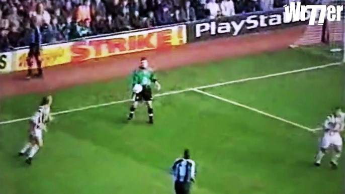 Top Funny Lucky Football Goals - Ngakak Abis, Video Lucu Banget.