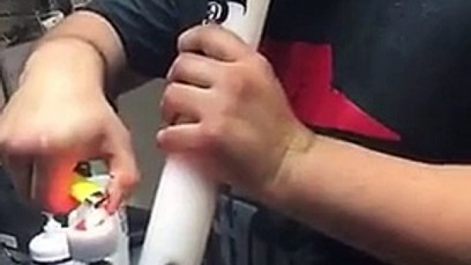 Pizza Hut Employees Take Rips Of The Bong While Baking Pizzas