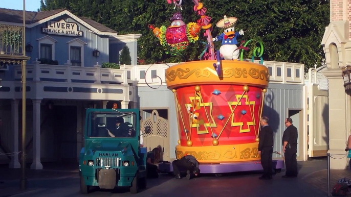 disney parade Disneyland Parade Accident Break Down- Mickey's Soundsational Parade