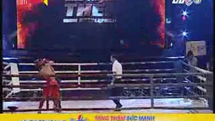 THÁCH ĐẤU Kick Boxing 3/1/2015 Trận 1 :Lê Quang Duy (CLB Duy Độ) VS  Trần Minh Tuấn (CLB Huỳnh Long Hổ)