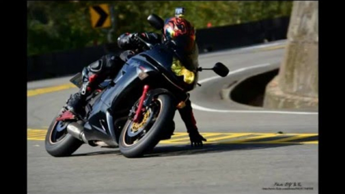 Biker Throws a Hissy Fit