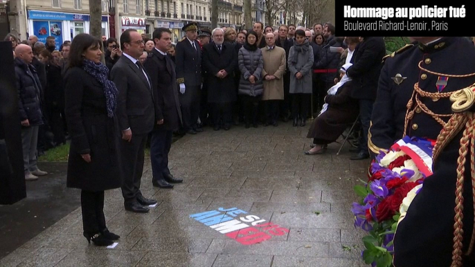 Ouvrir le document dans une nouvelle fenêtre X Ajouter au panier Imprimer Documents similaires Partager ce document Télécharger 1:38 TV Afficher/Masquer les informations Charlie Hebdo: une plaque à la mémoire du poilcier tué dévoilée